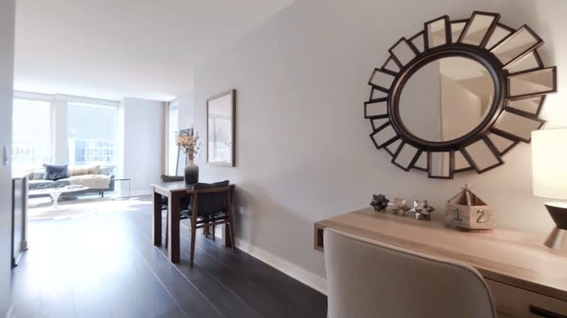 21 W Randolph Dr – photo 2