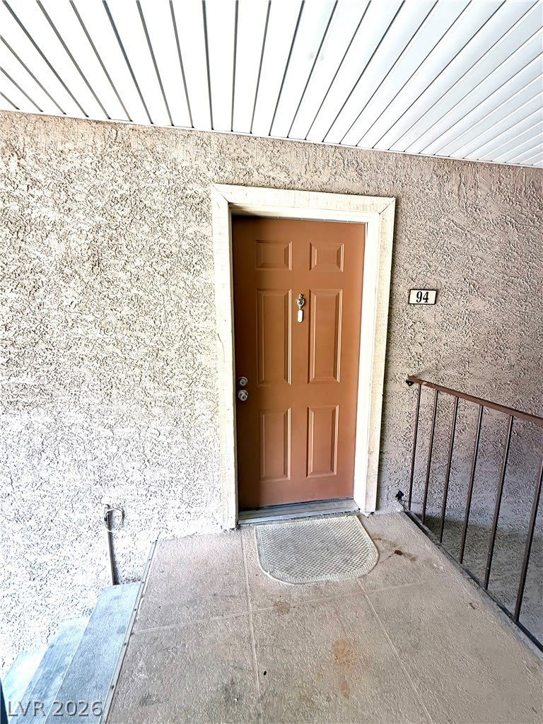 5041 RIVER GLEN Drive – photo 2