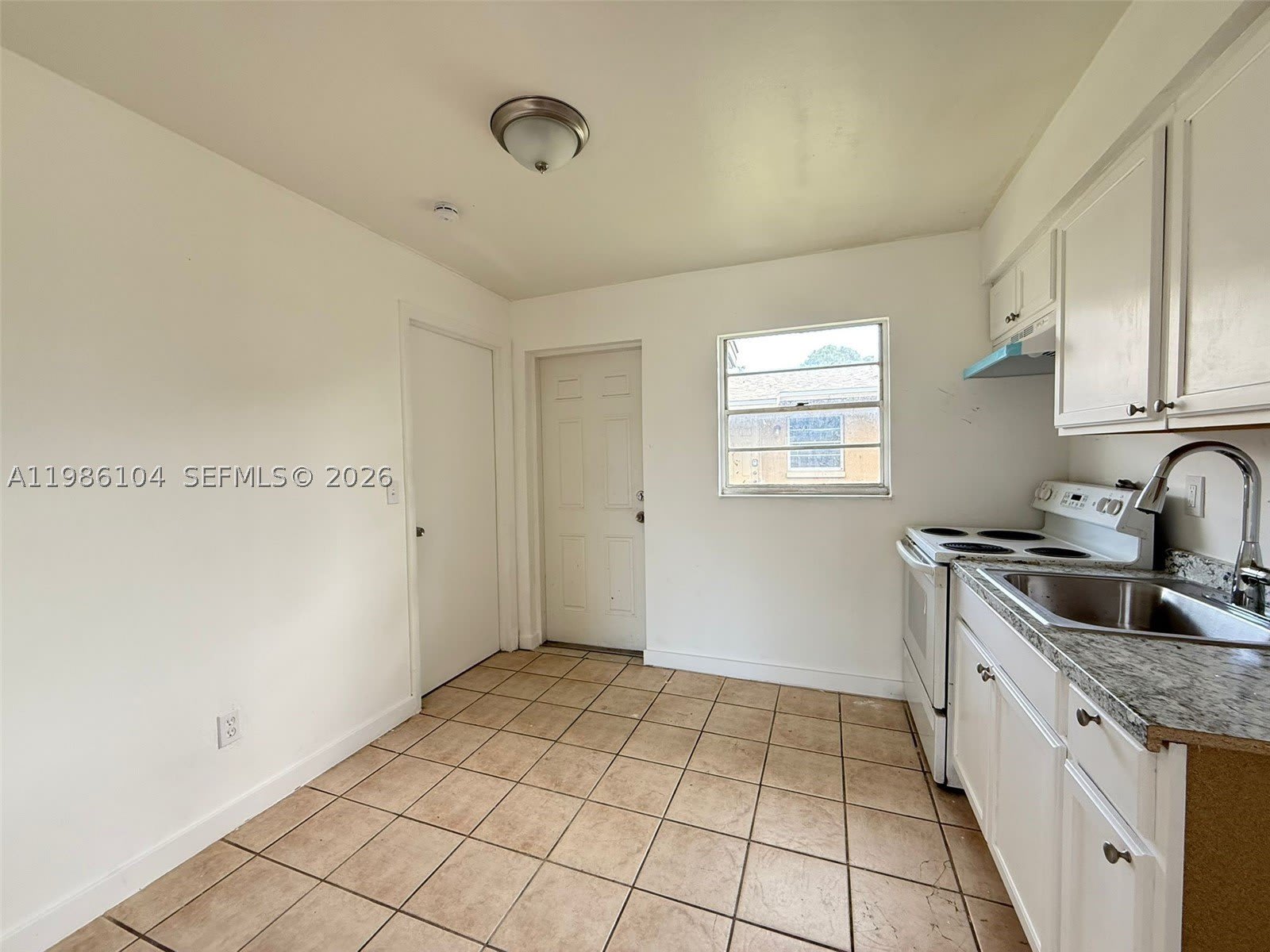 1703 Palm Drive – photo 4
