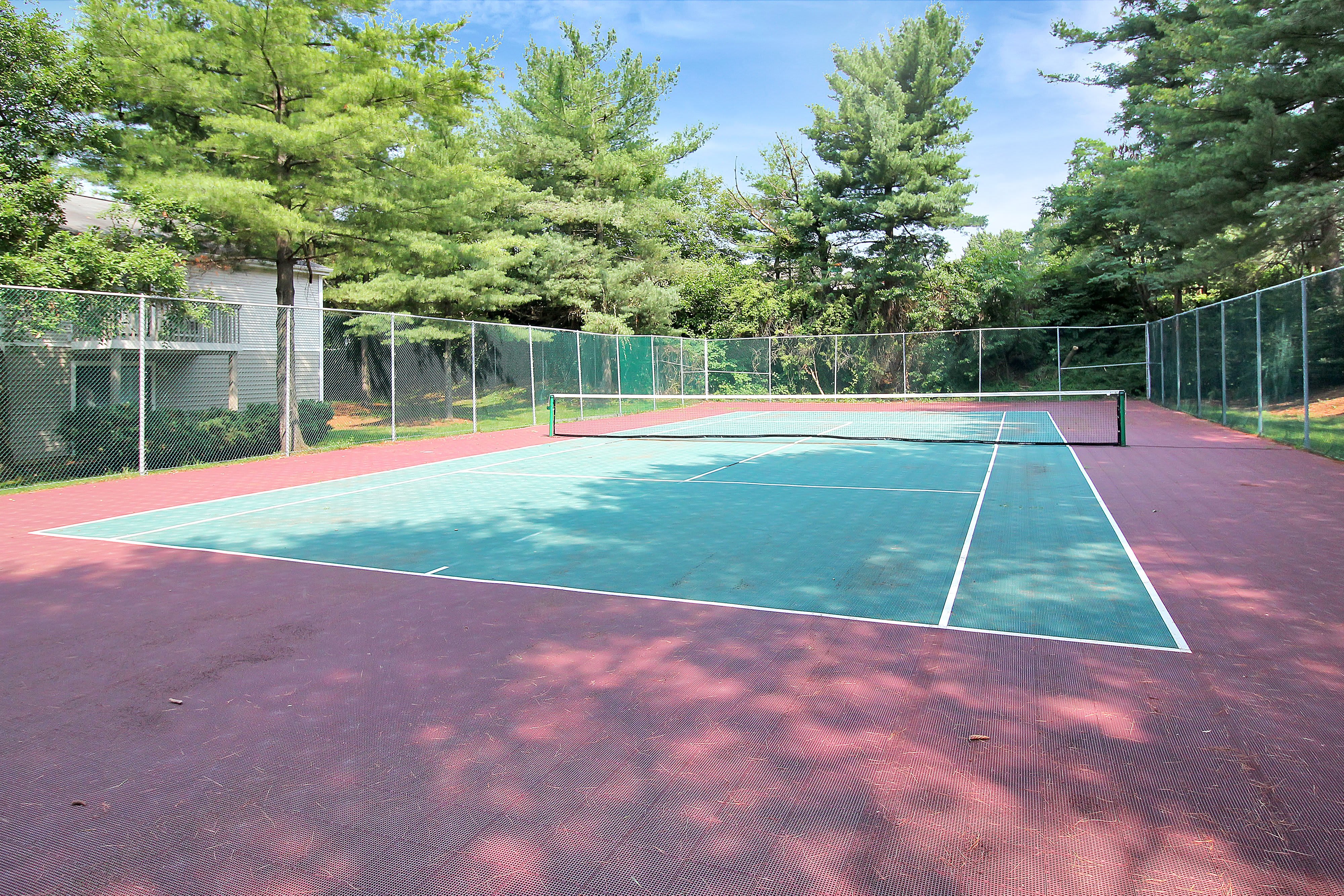 The Hamptons at Town Center – photo 2