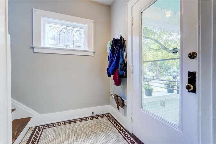 144 Deerfield Dr – photo 3