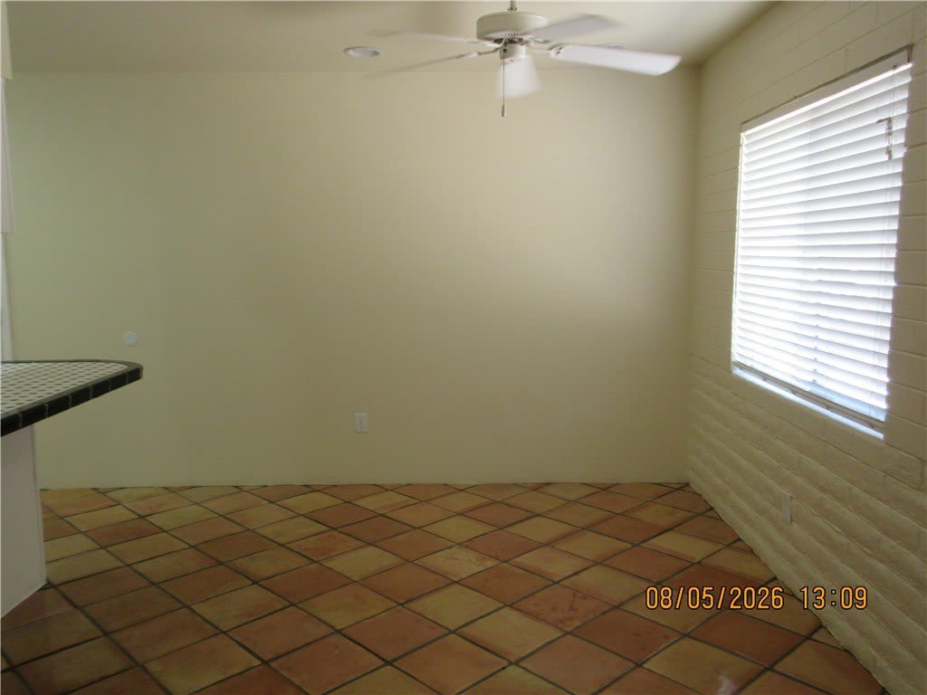 2124 MOTOR Avenue – photo 3