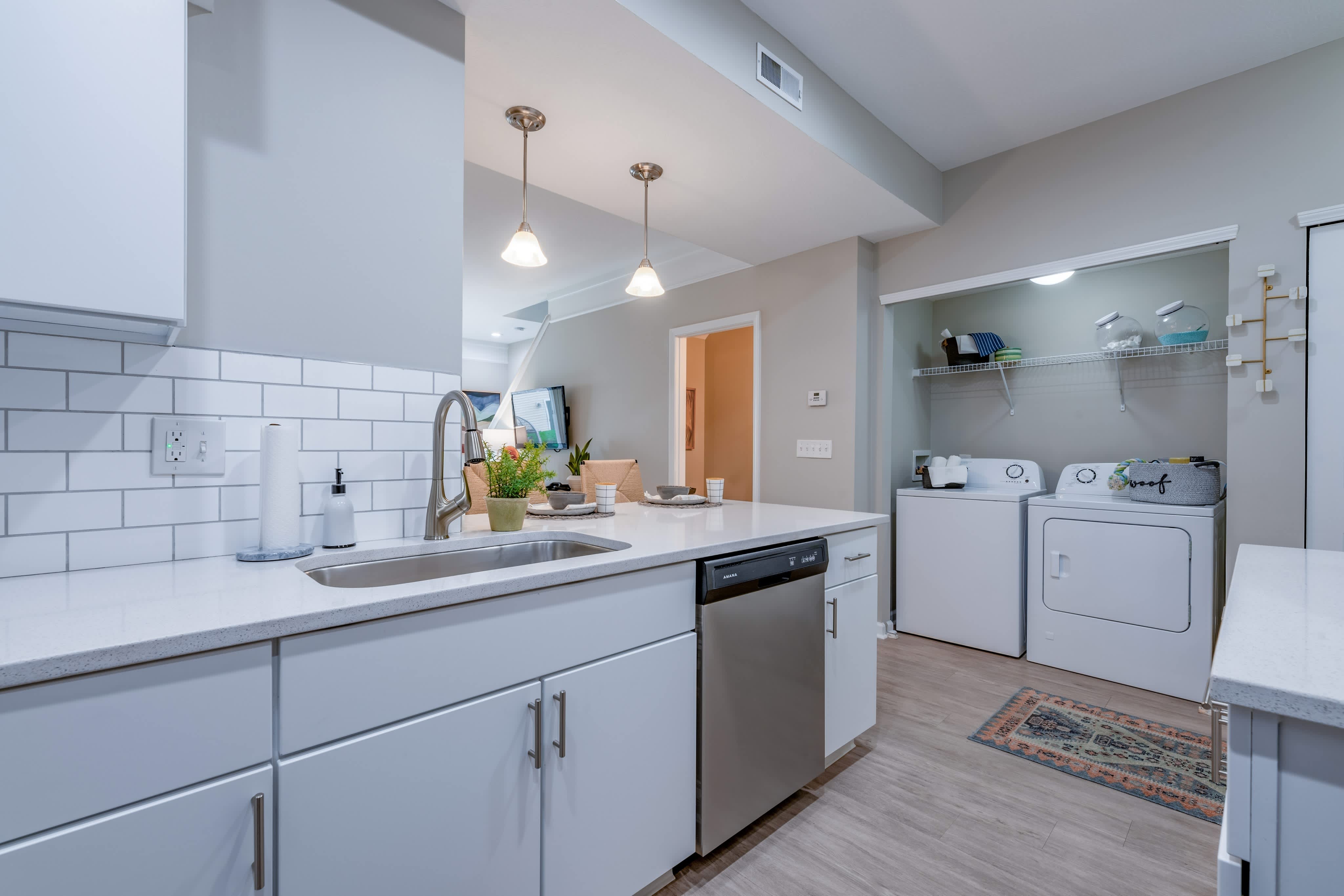 Hilliard Grand Apartments – photo 4