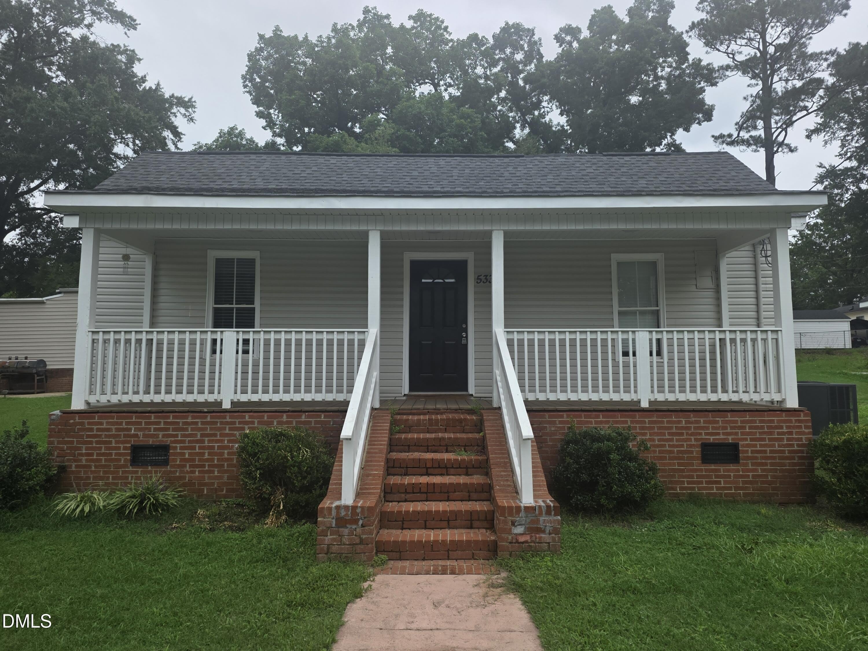 533 E Nelson Avenue – photo 2