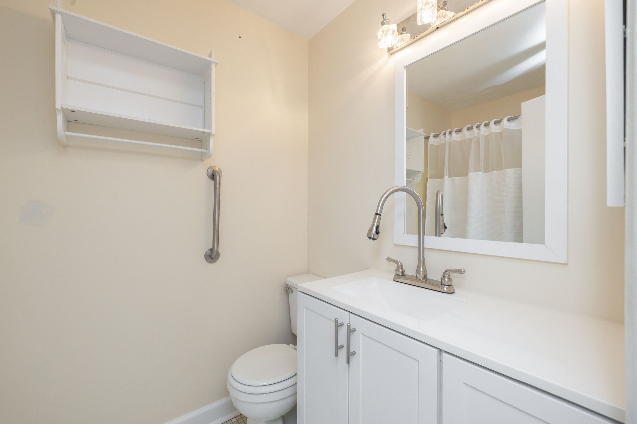 1533 Americana Drive – photo 3