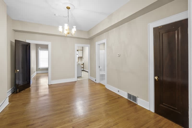1109 East Genesee Street – photo 4
