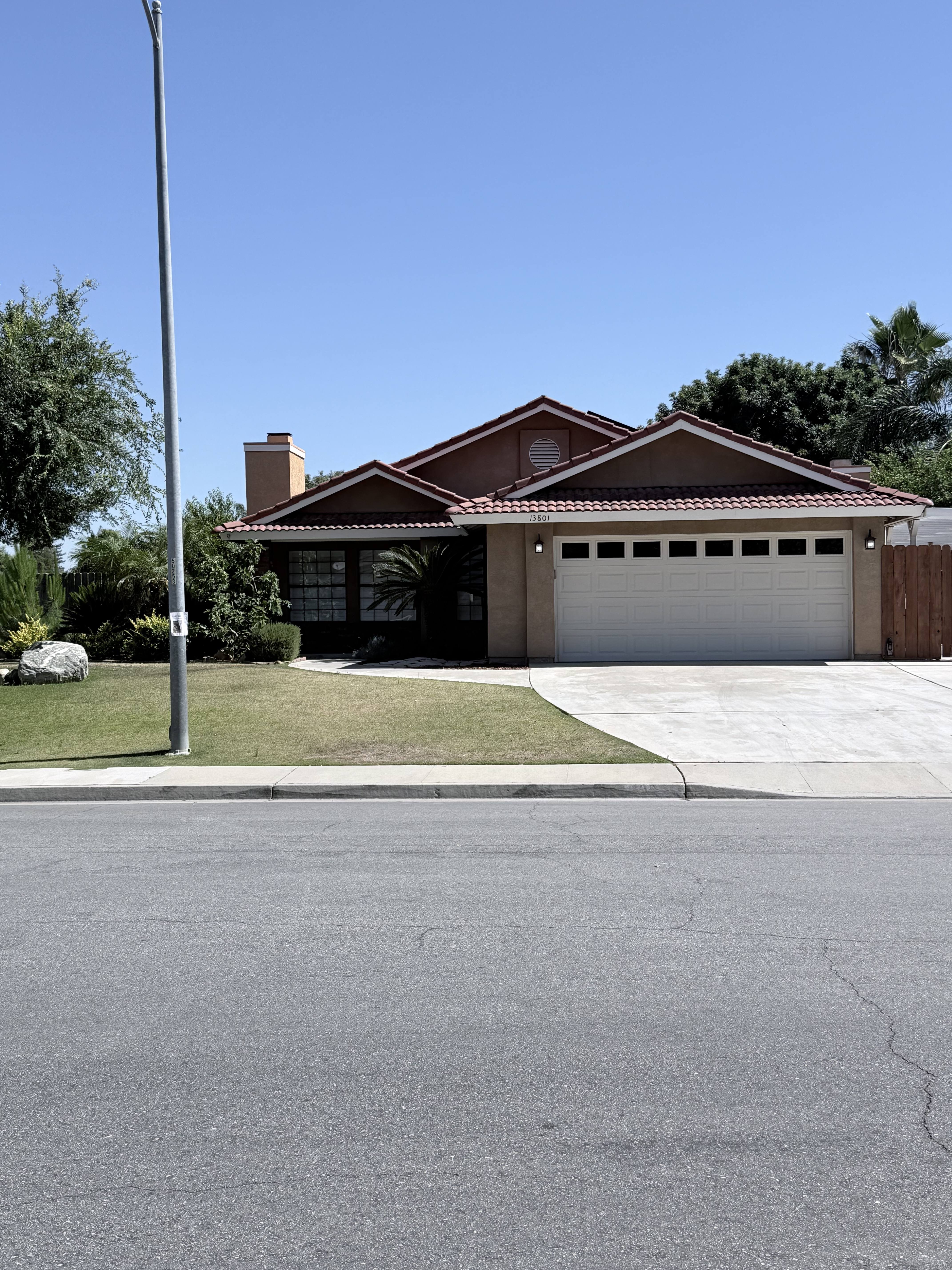 13801 San Esteban Avenue – photo 1