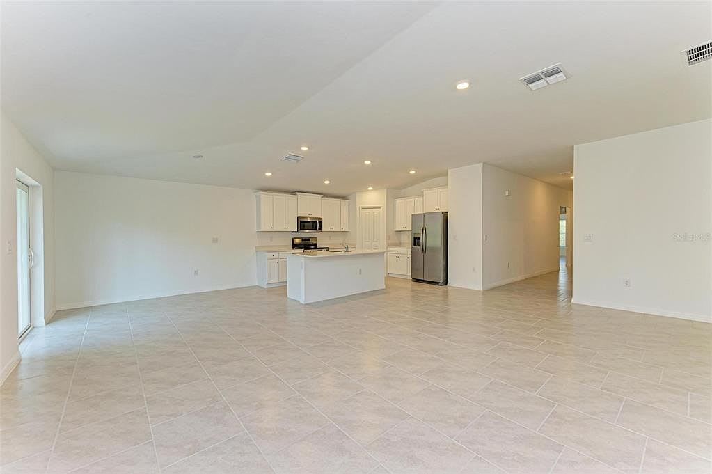 23444 Steeple Avenue – photo 3