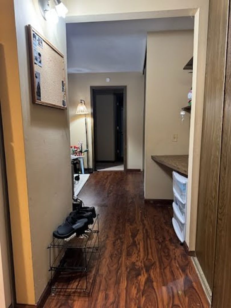 1 Bedroom Condo in Hopkins – photo 3