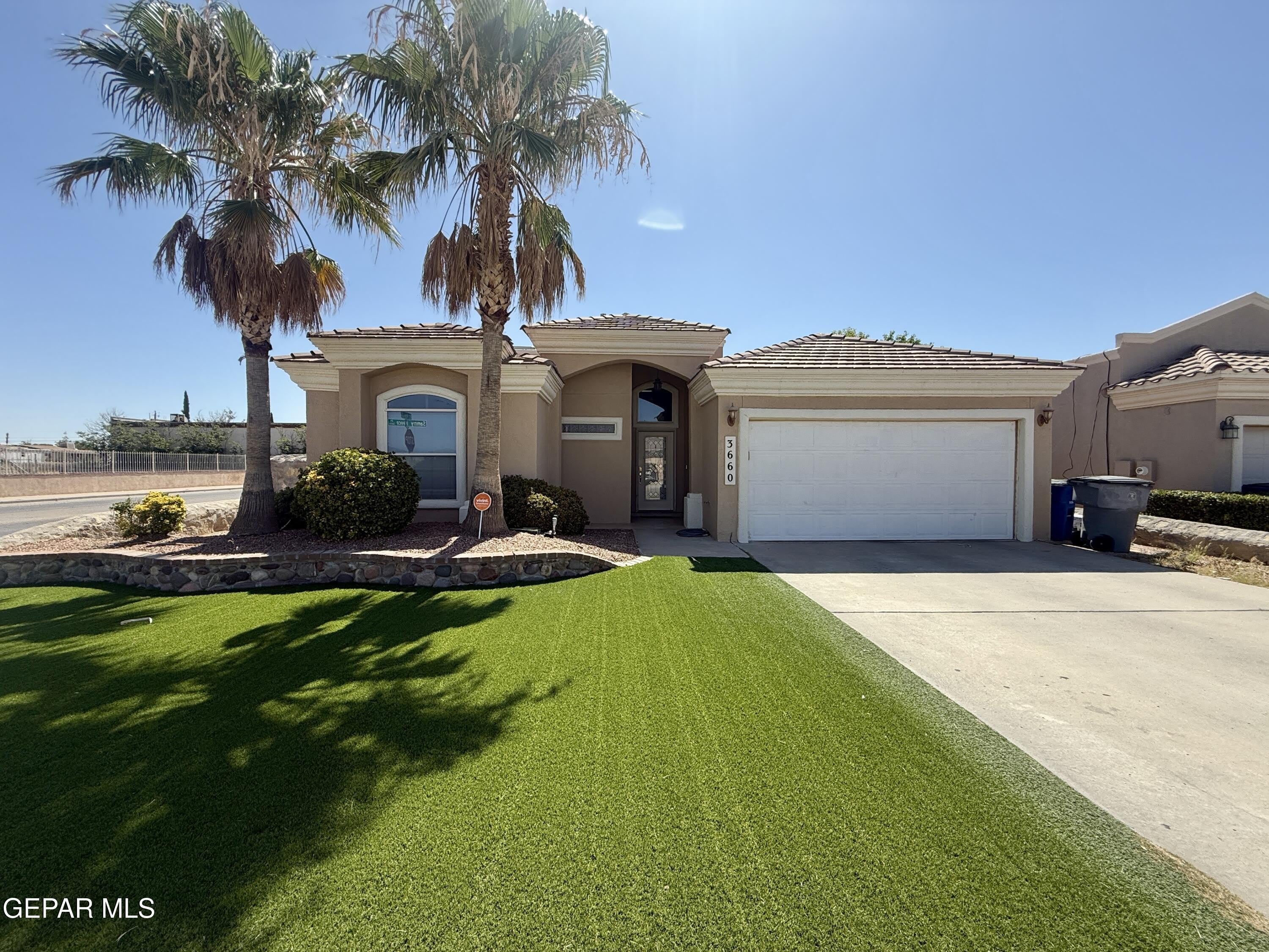 3660 Sammy Reece Place – photo 2