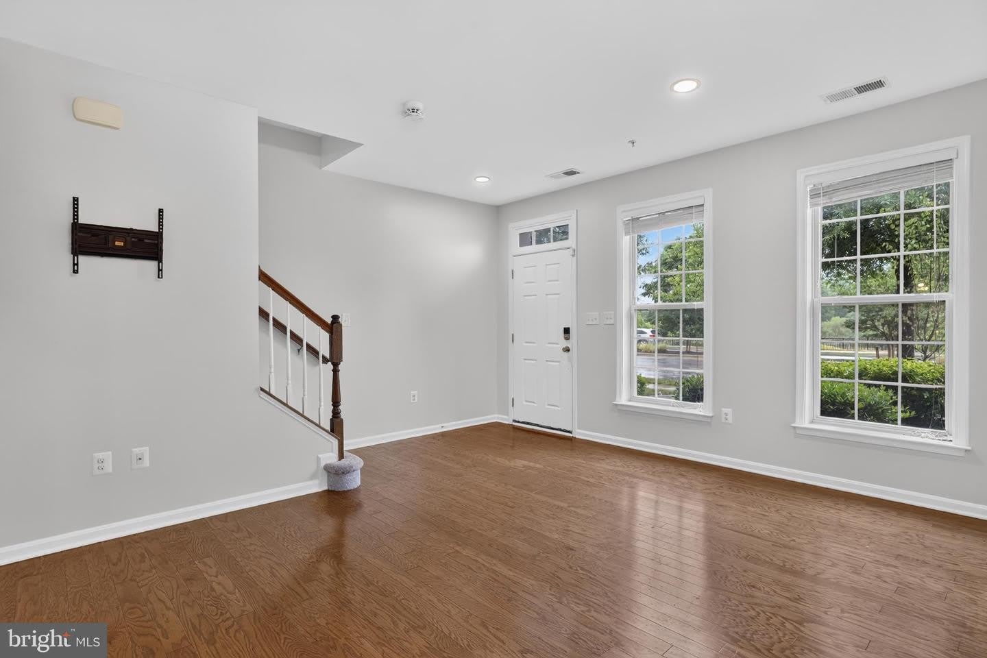 2613 CAMPUS WAY N #46 – photo 4