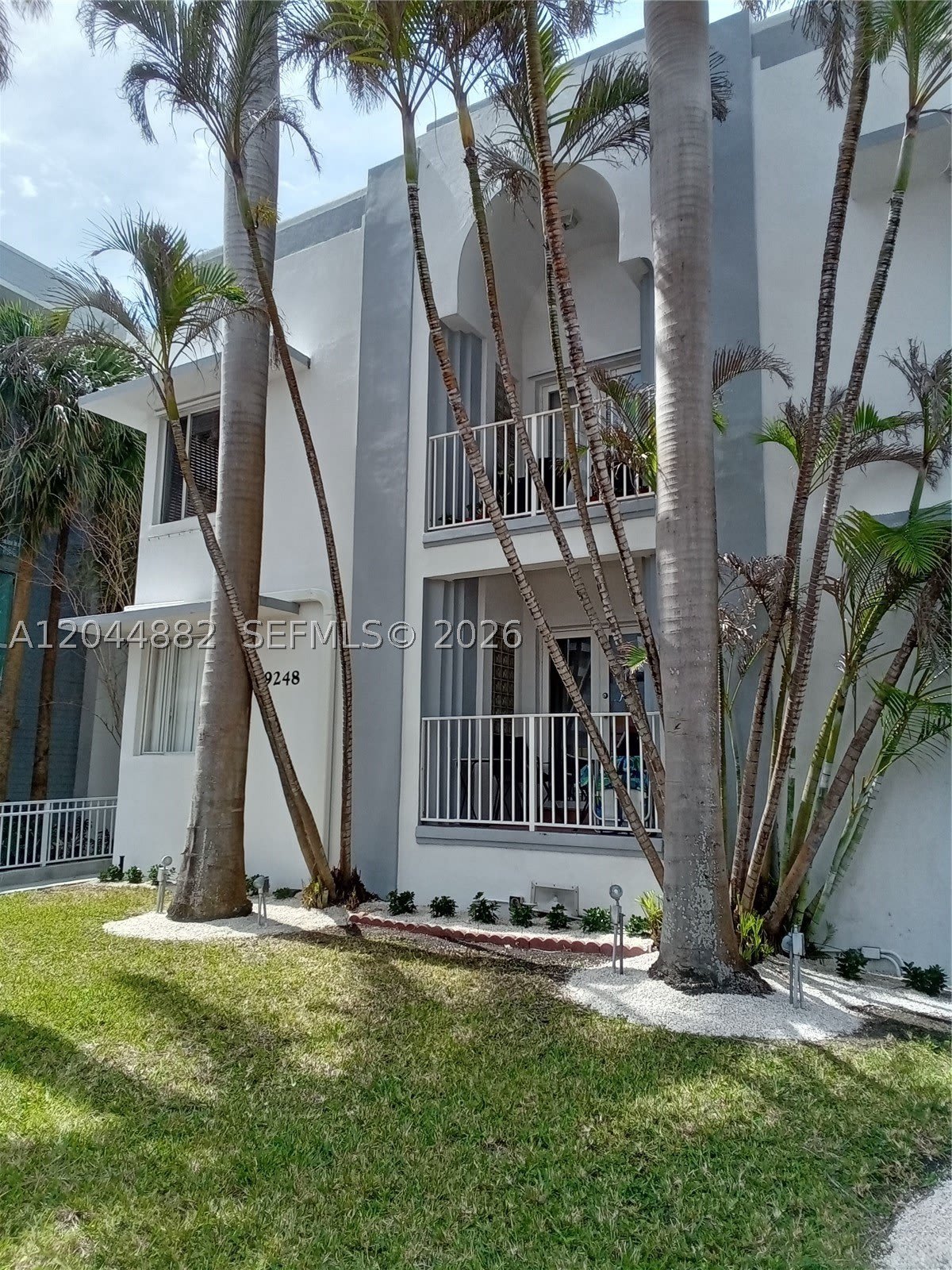 9248 Collins Ave – photo 3