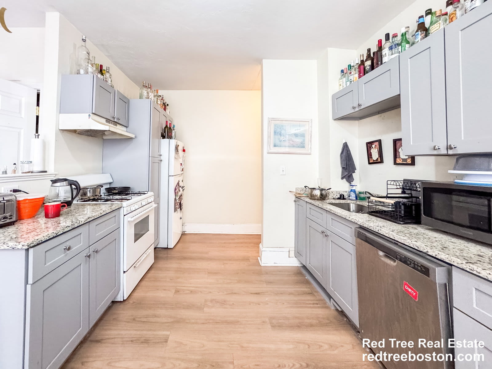 12 Glenville Avenue – photo 3