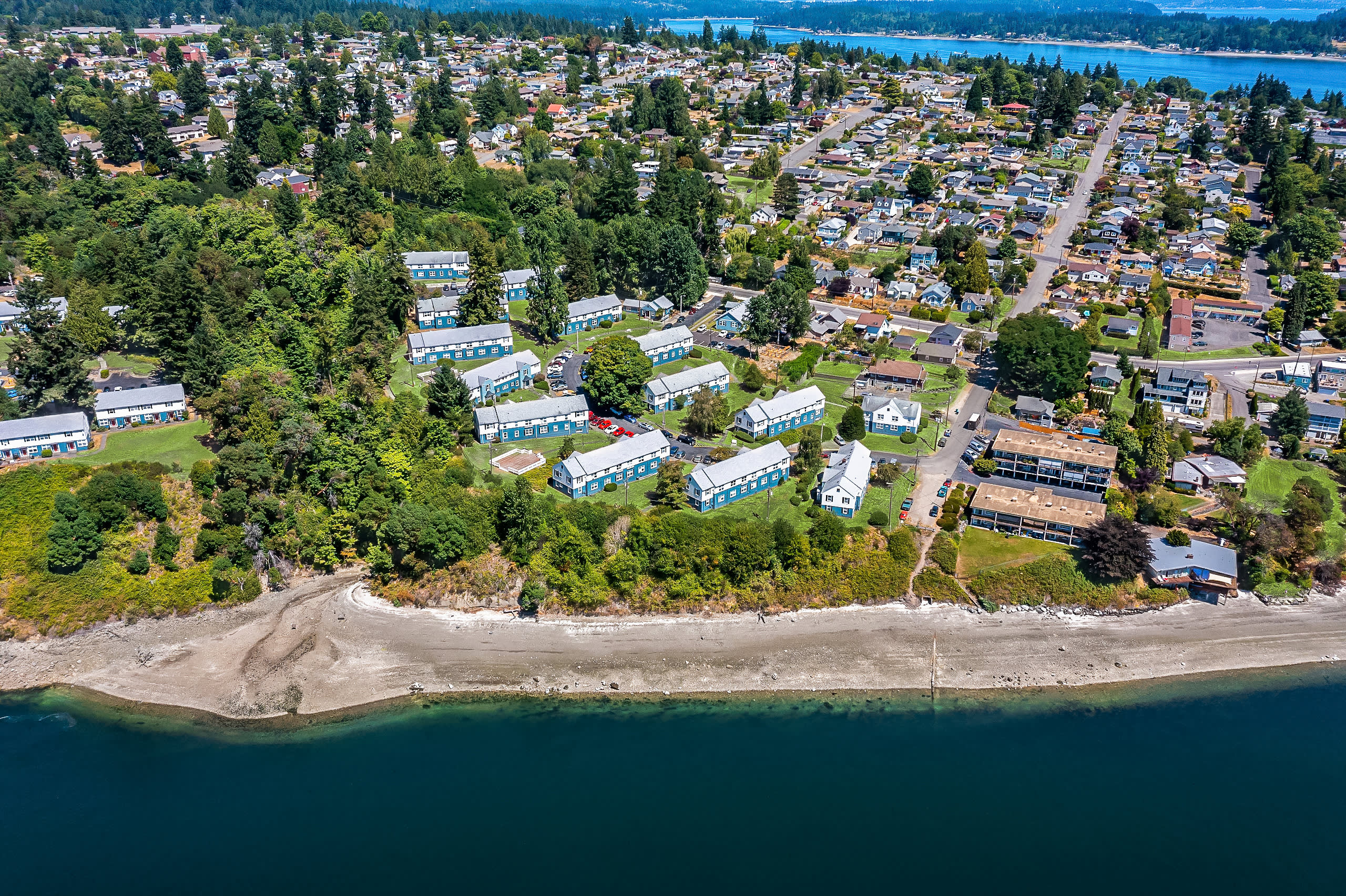 View at Manette – photo 4