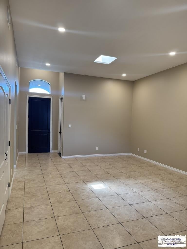 6713 GARDEN WOODS AVE. – photo 4