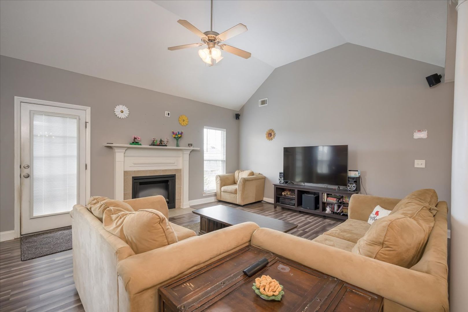 3 Bedroom/2 Bathroom Home with Deck, Garage, and Fenced Backyard less than 3 Miles from Ft. Gordon – photo 5