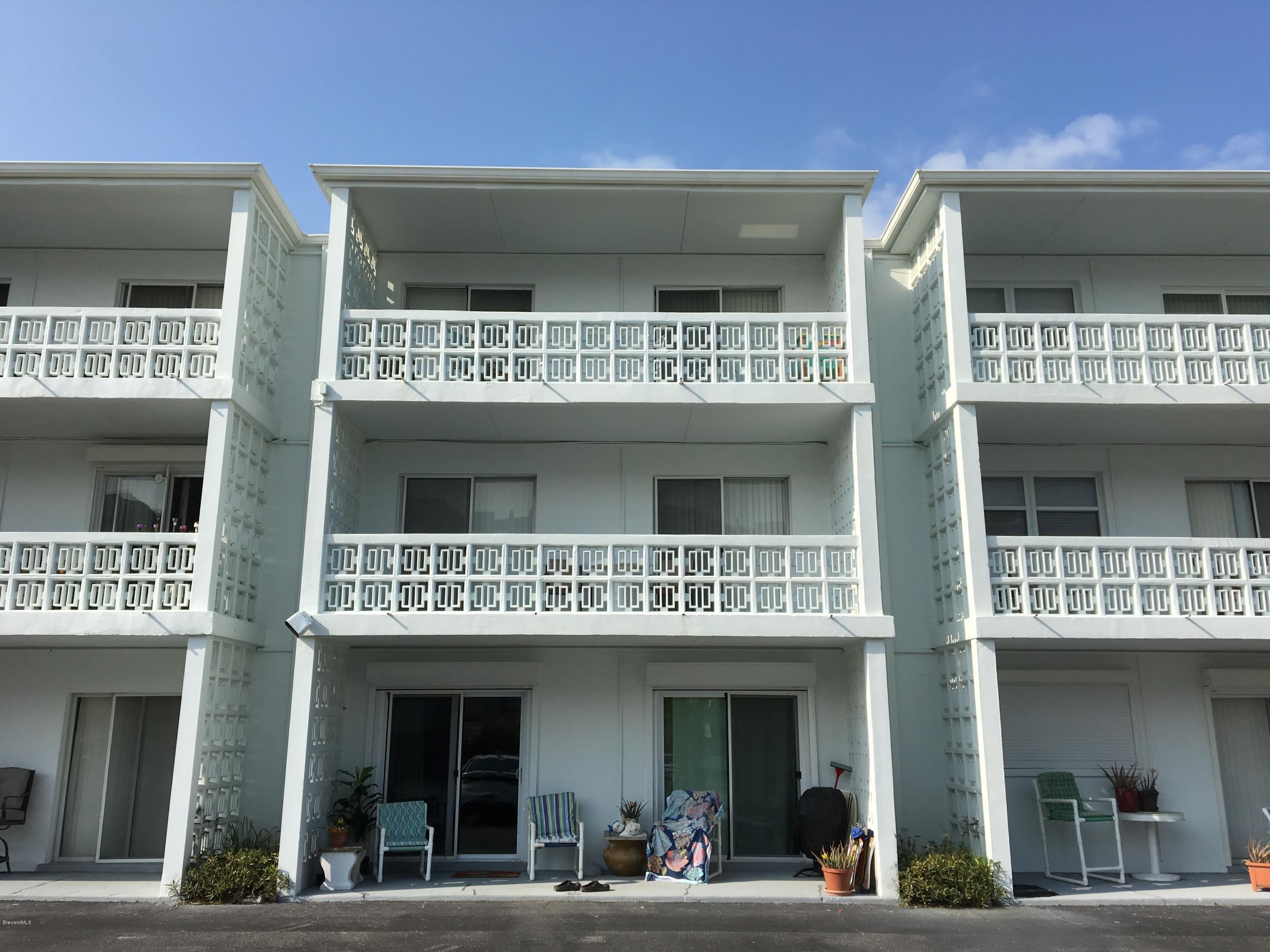 4800 Ocean Beach Boulevard – photo 2