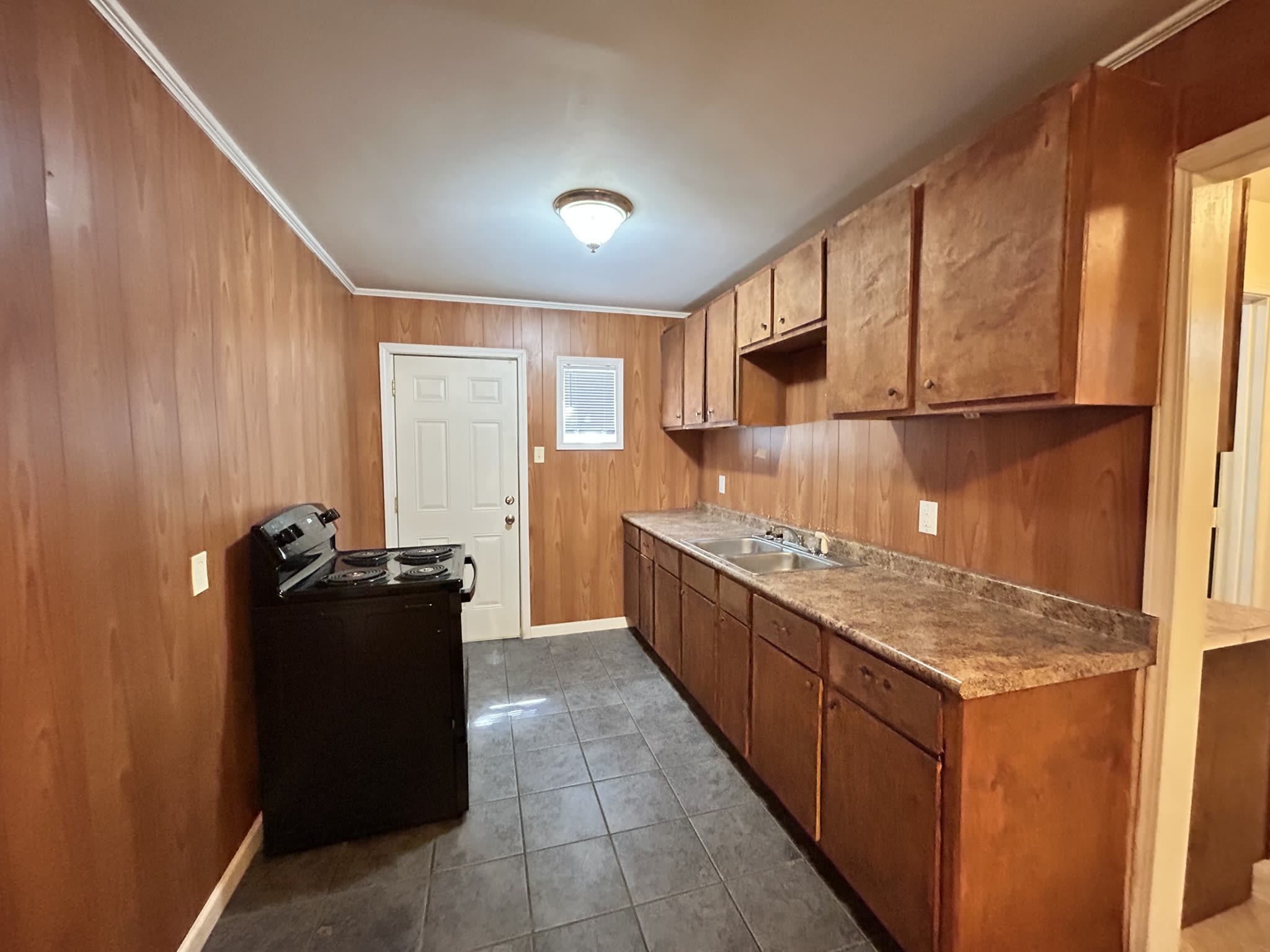 816 West 14th Avenue – photo 3