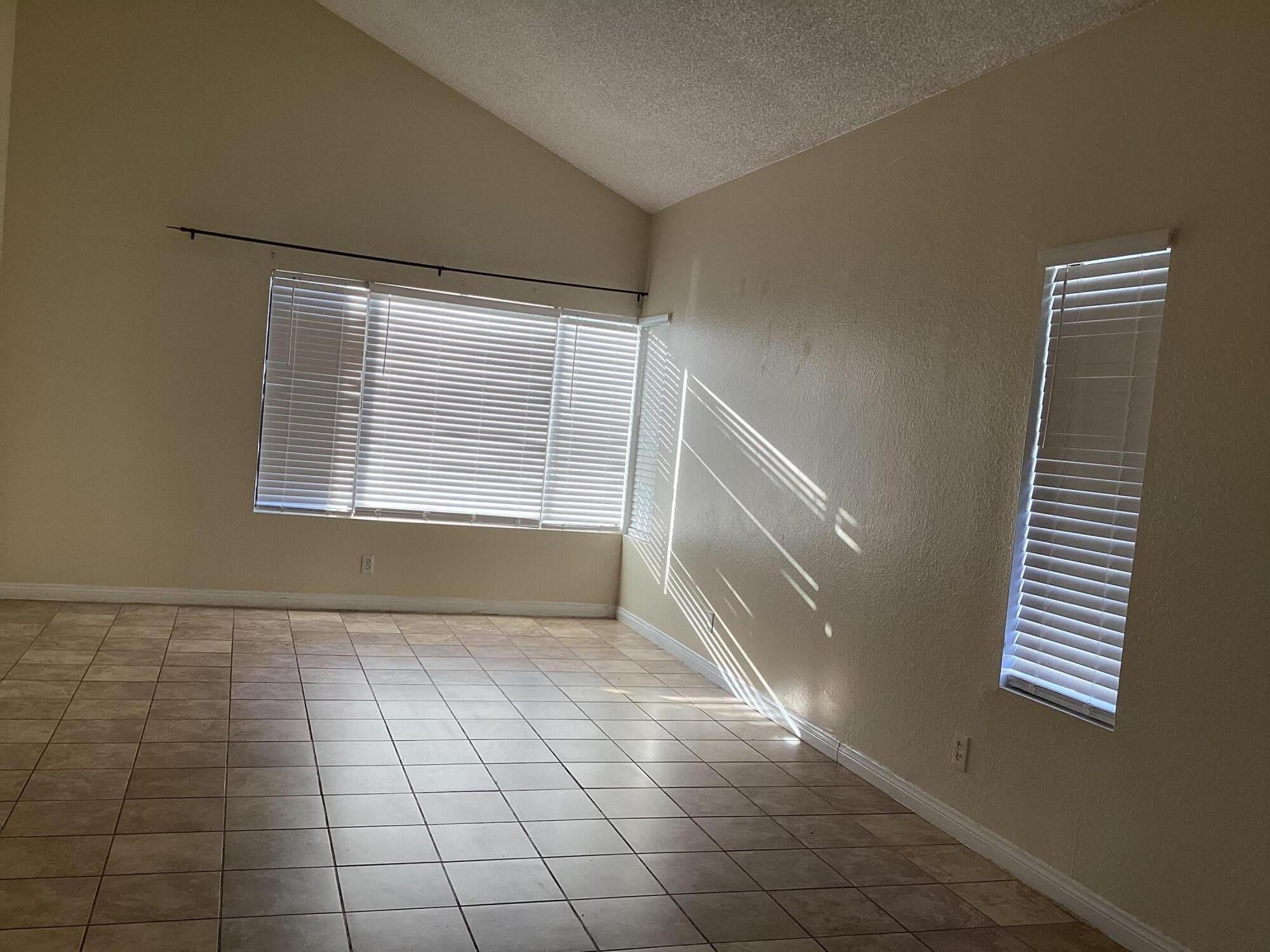 36818 Little Leaf Drive – photo 4