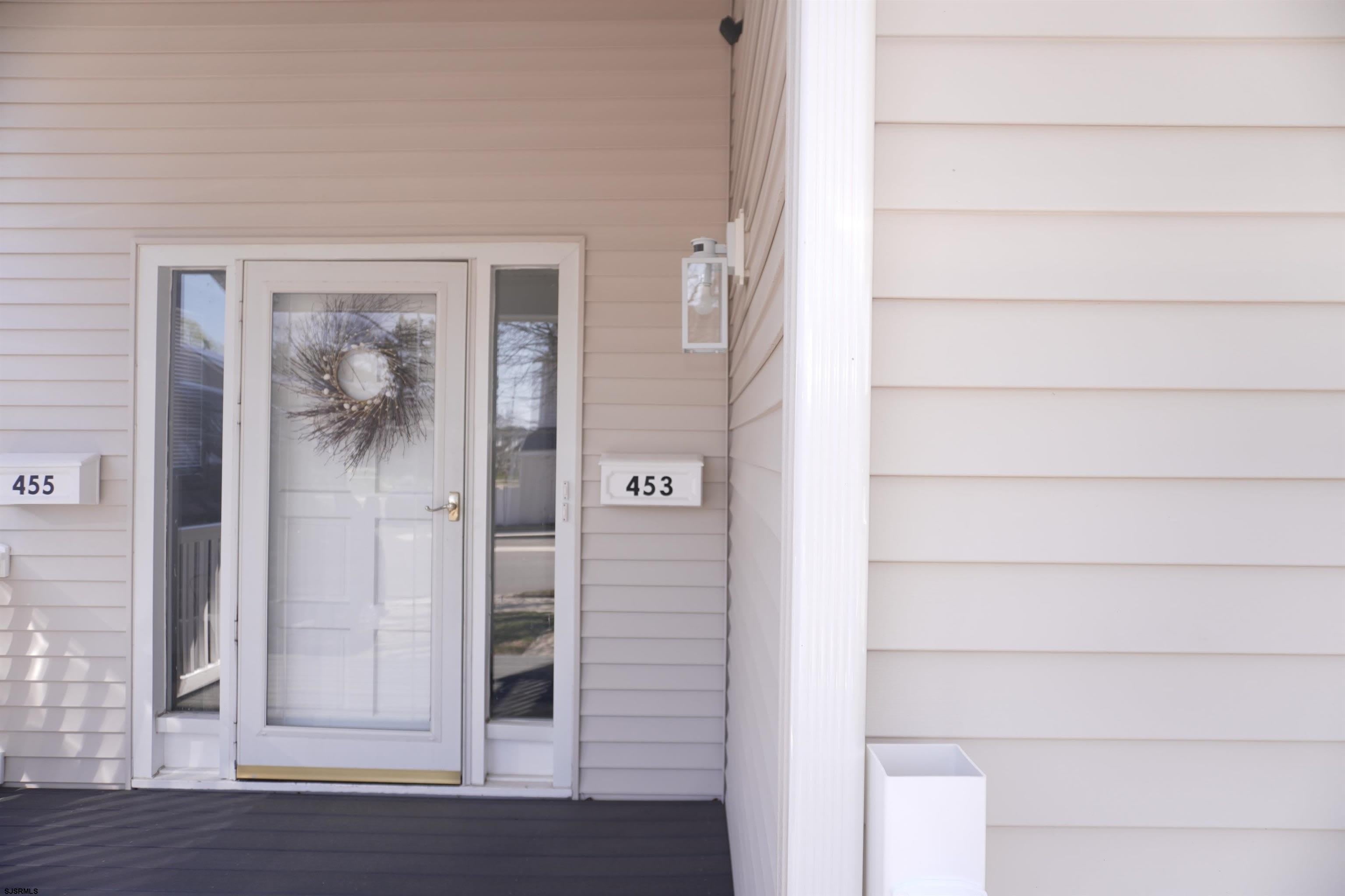 453 Berkshire Dr – photo 3