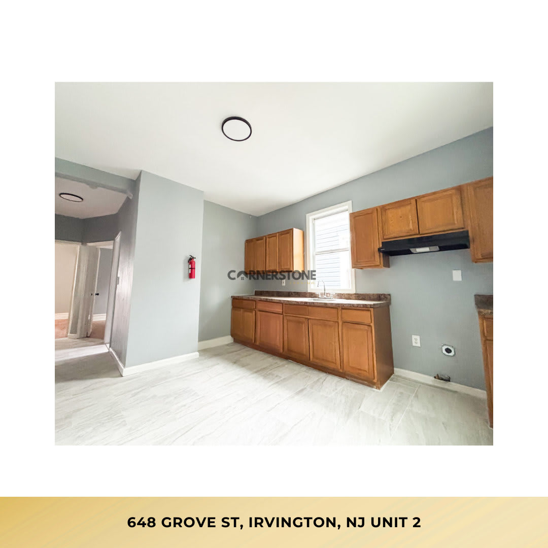 648 Grove St – photo 1