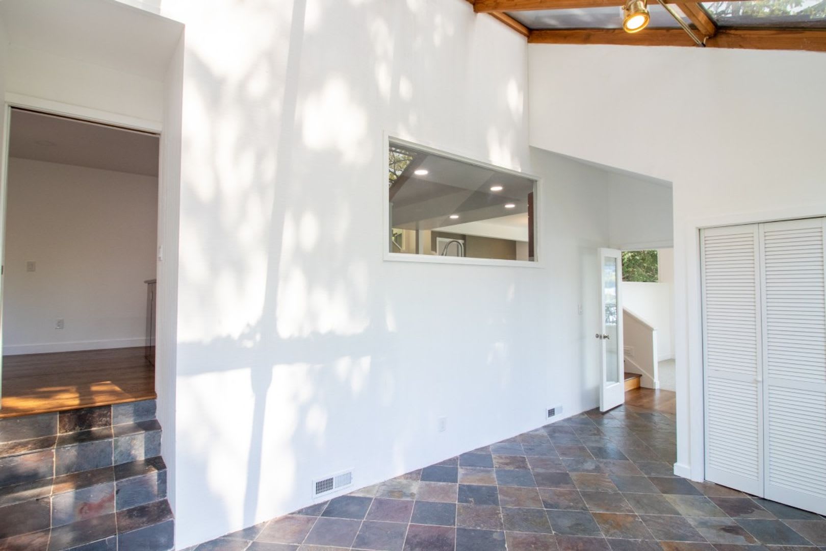 4Bd/4Ba Mercer Island Home – photo 4