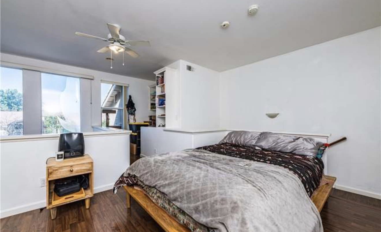 1038 S Gibraltar Ave – photo 3