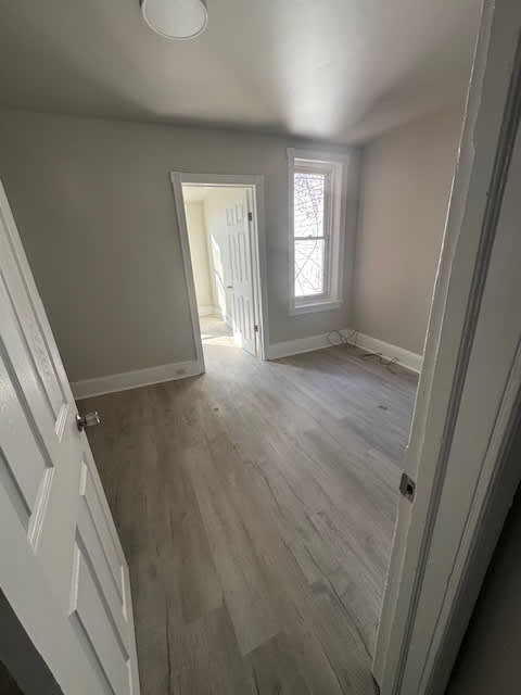 918 East 17th Street – photo 5