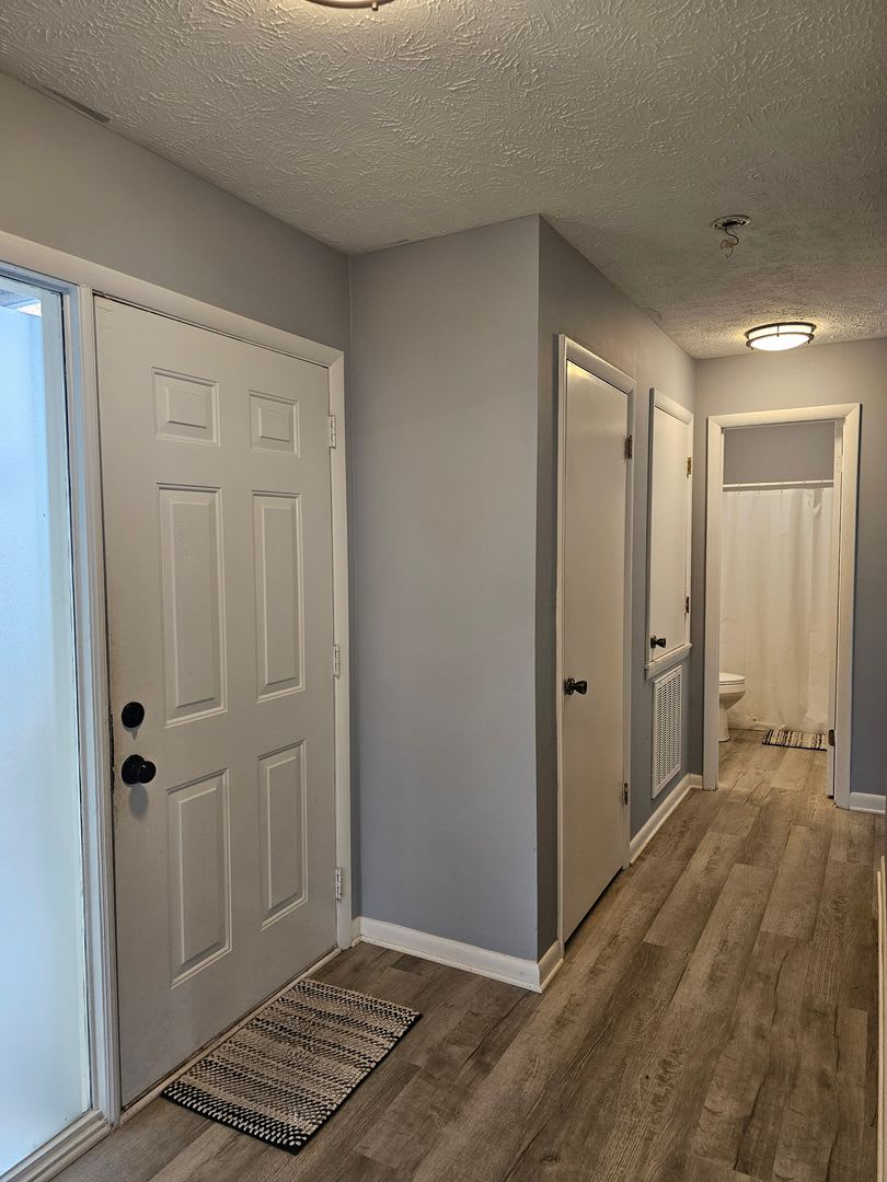 Newly Renovated 2 Bedroom, 2 Bath Condo in Gated Community. – photo 2