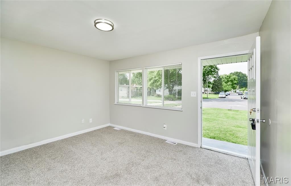 1915 Curtis Court – photo 4