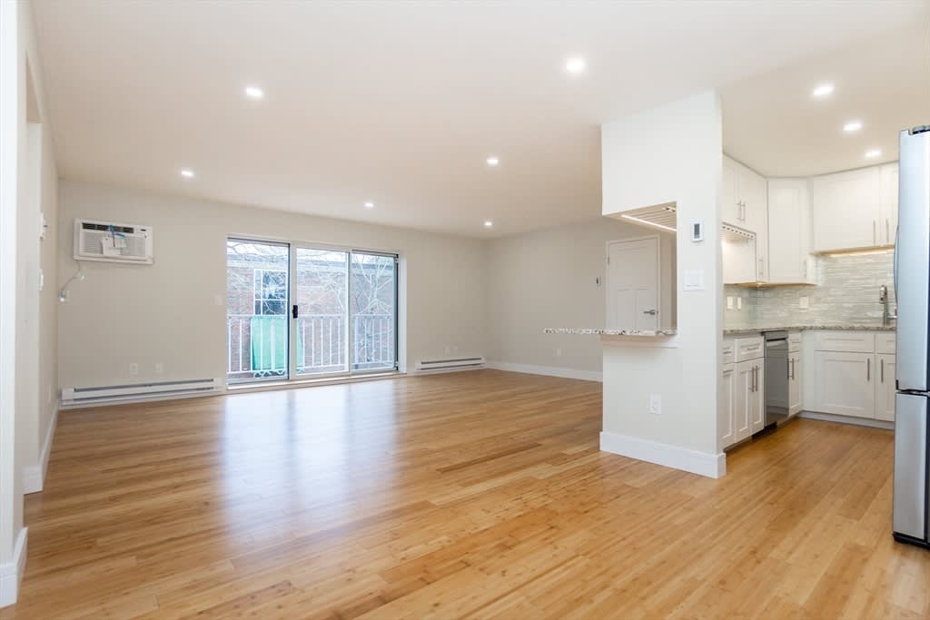 7634 Hollister Ave # GH788J – photo 4