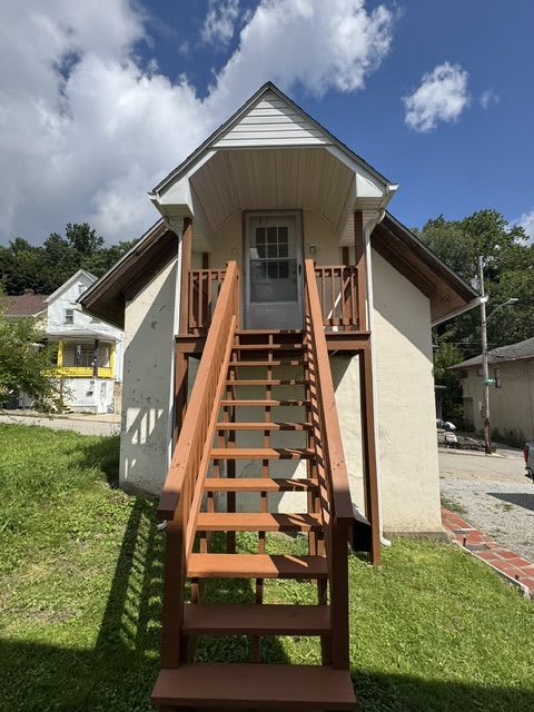 315 W Otterman St – photo 1