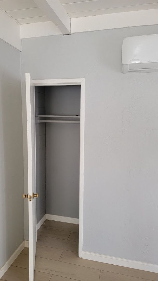 1 Bedroom Duplex in Roseville Available Now – photo 4
