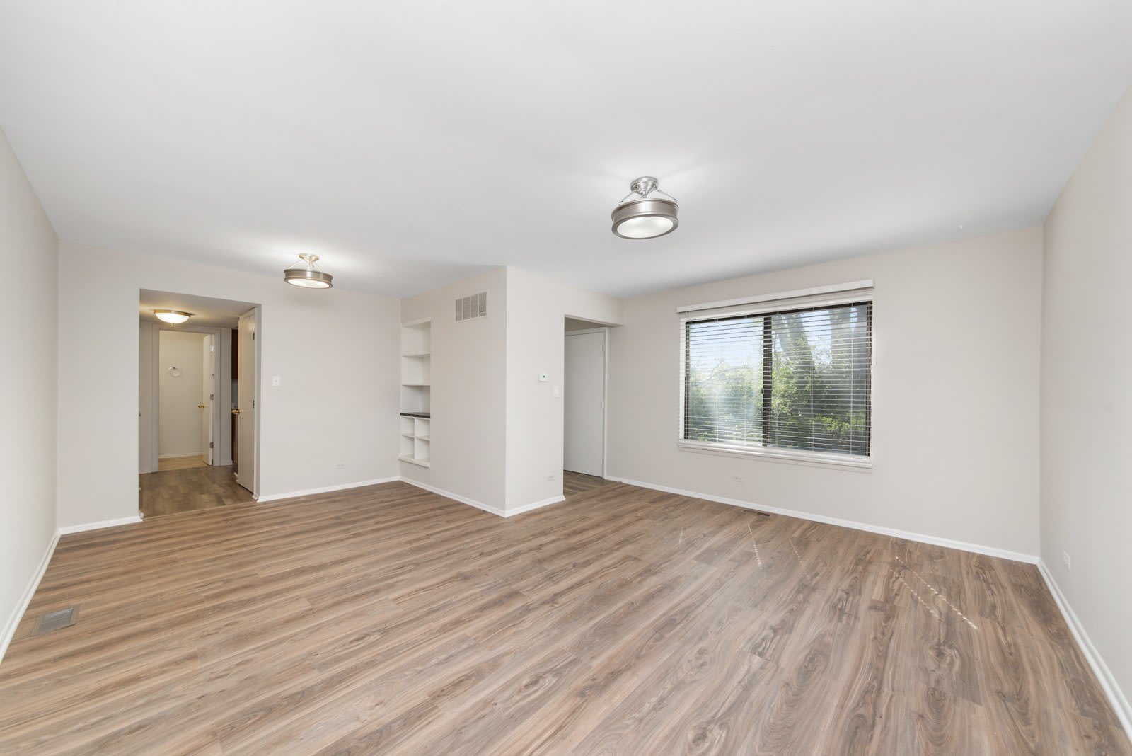7346 Country Creek Way – photo 4