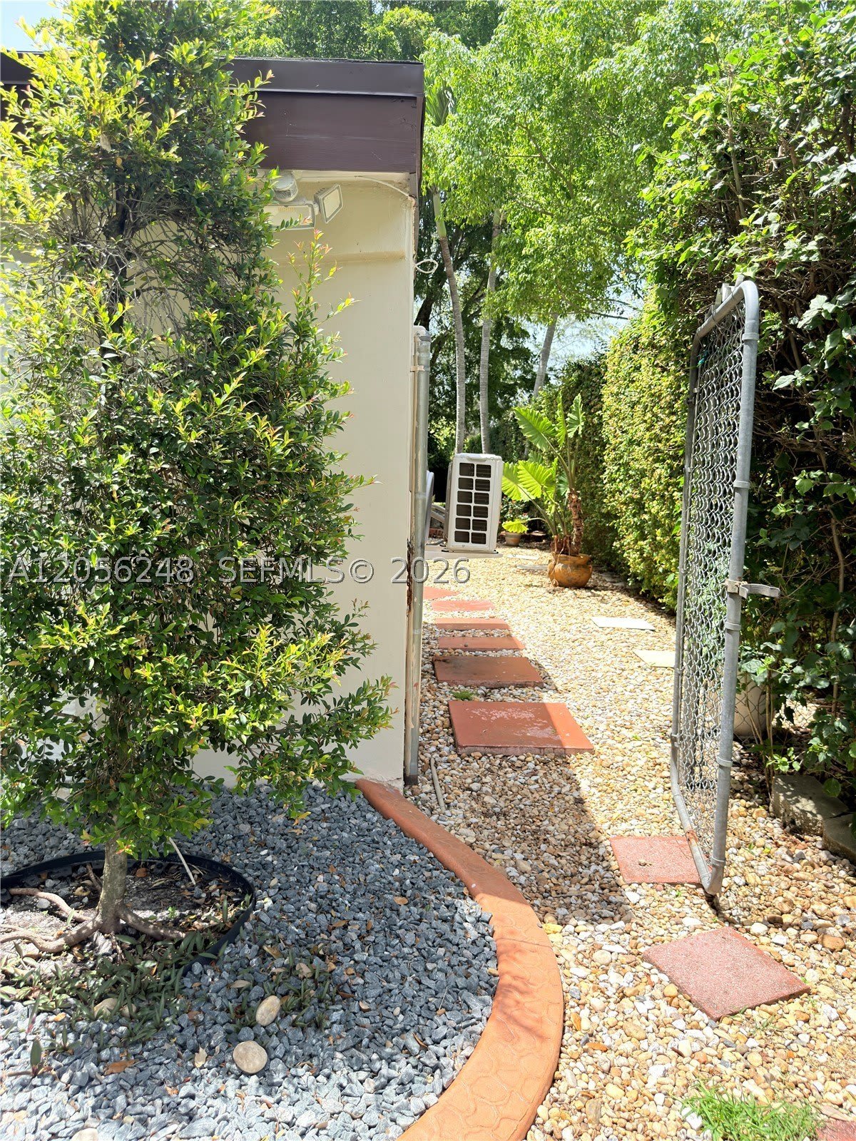 9160 SW 73rd St – photo 3