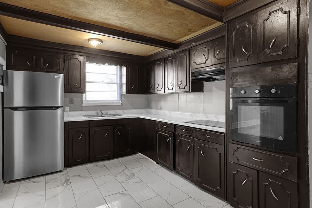 2221 Gurnee Avenue – photo 4