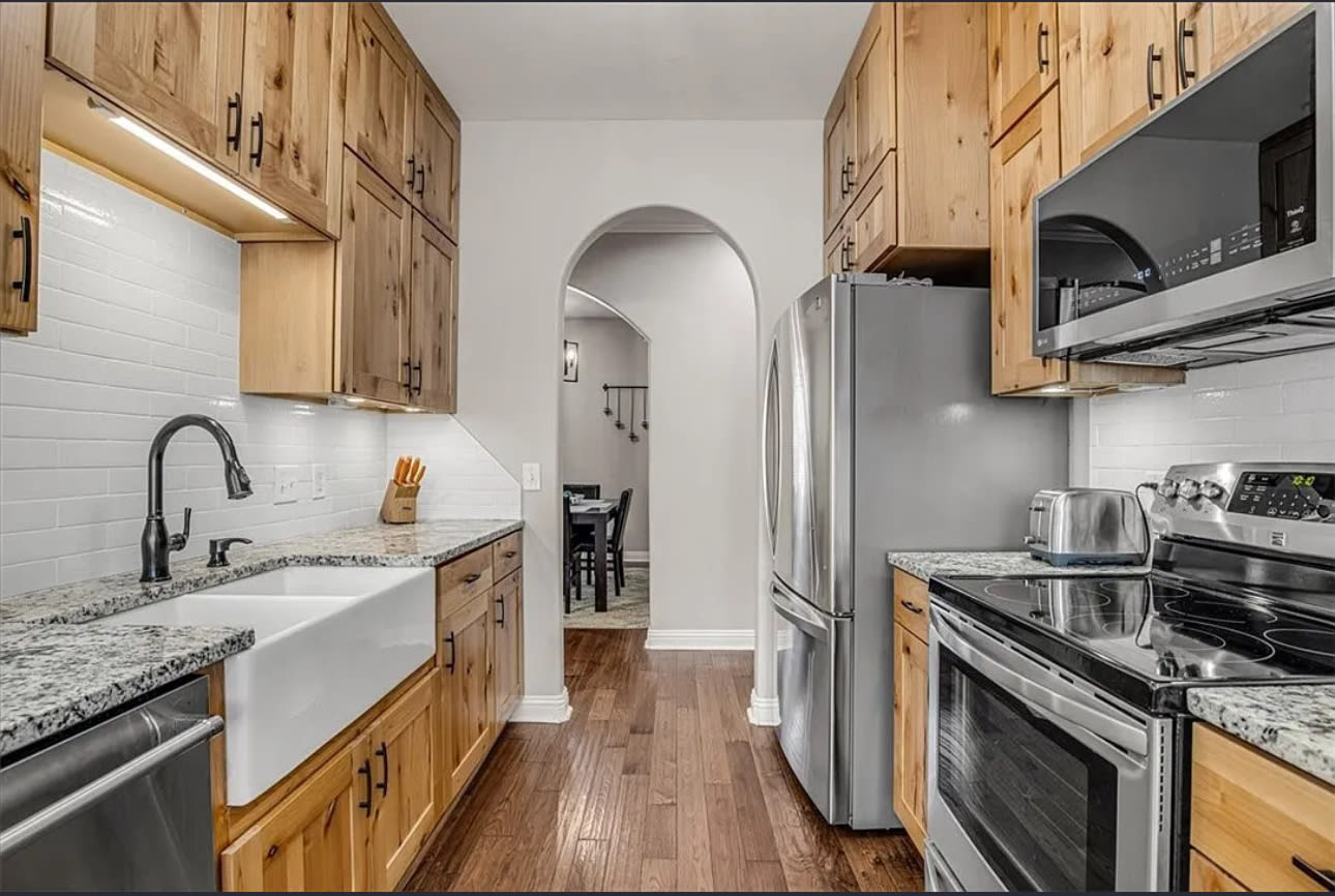 2840 Boxwood Drive – photo 2
