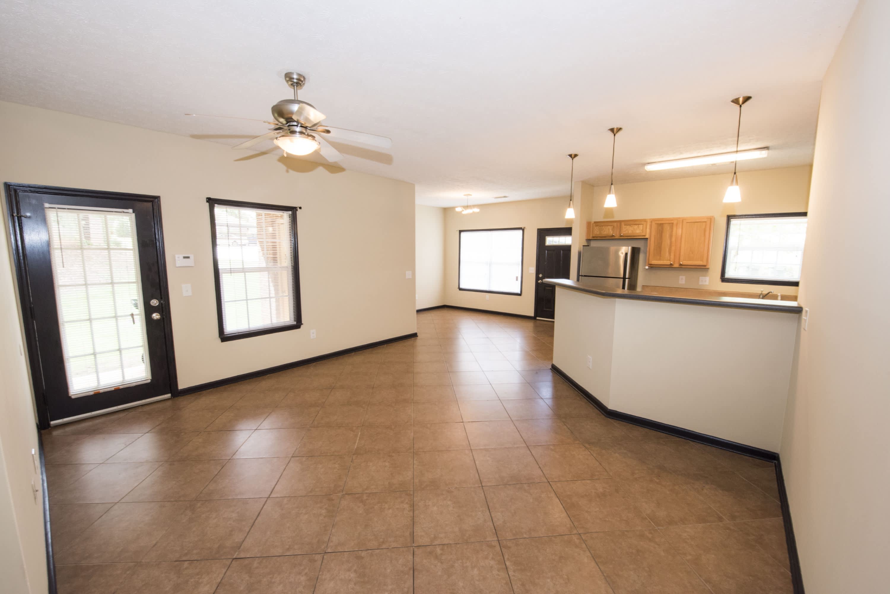 832 Harvard Dr – photo 4
