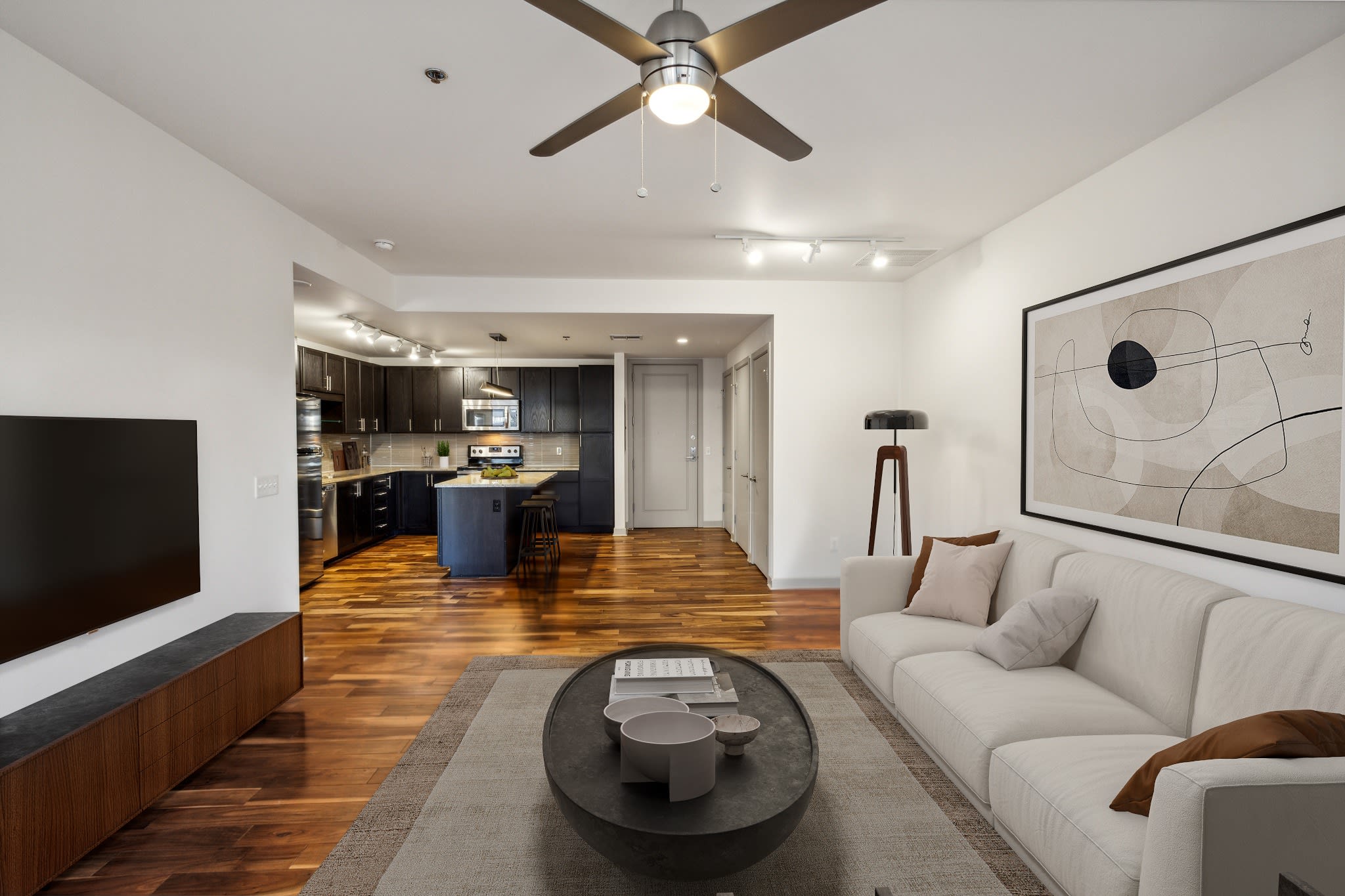LTV Tower Apartments – photo 2