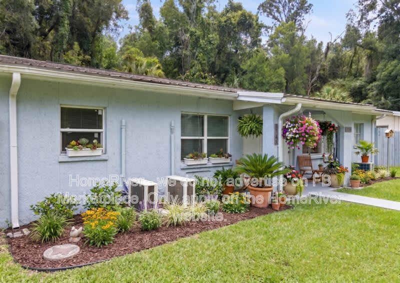 5745 Antoinette Ln – photo 3