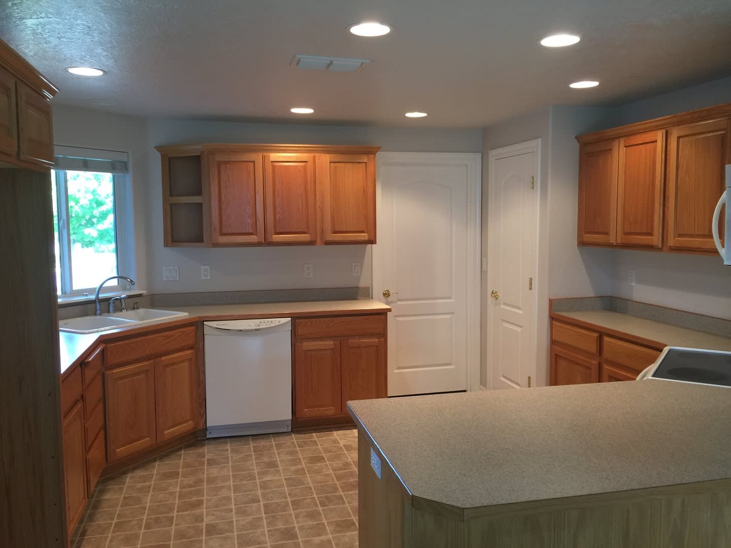 Nice Home In Newer Neighborhood – photo 5