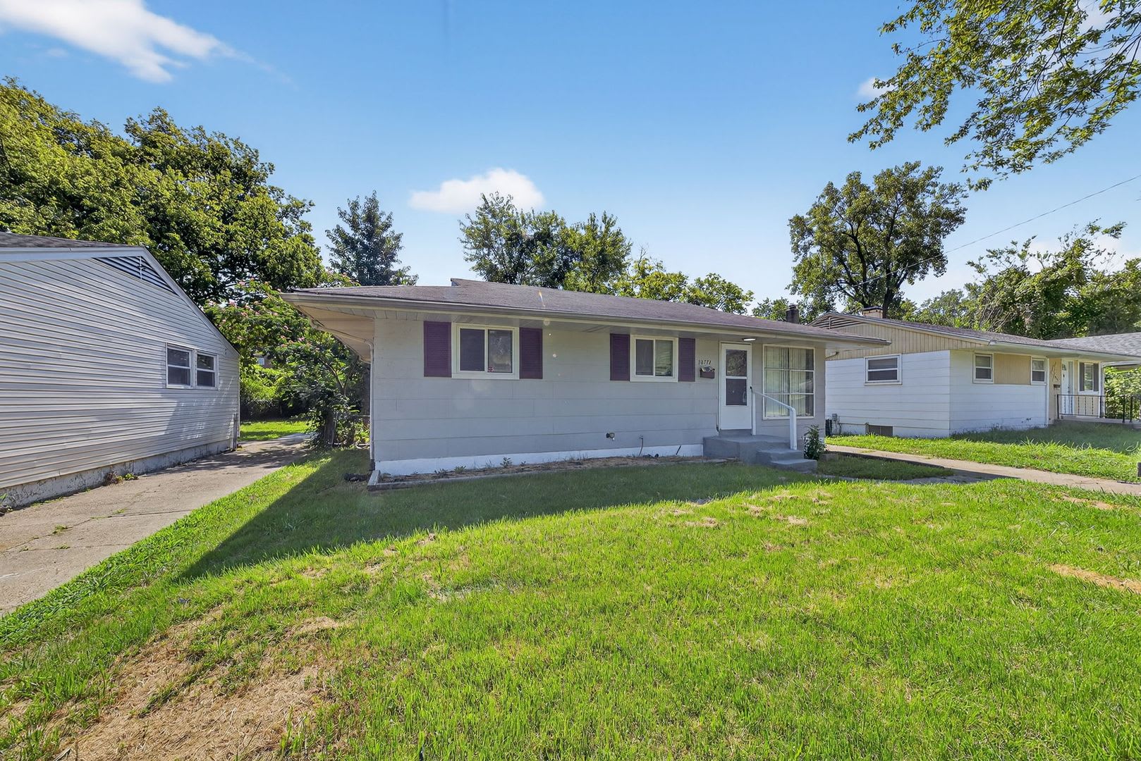 Charming 3 Bedroom 1 Bath Home Located At 10772 Spring Garden – photo 3