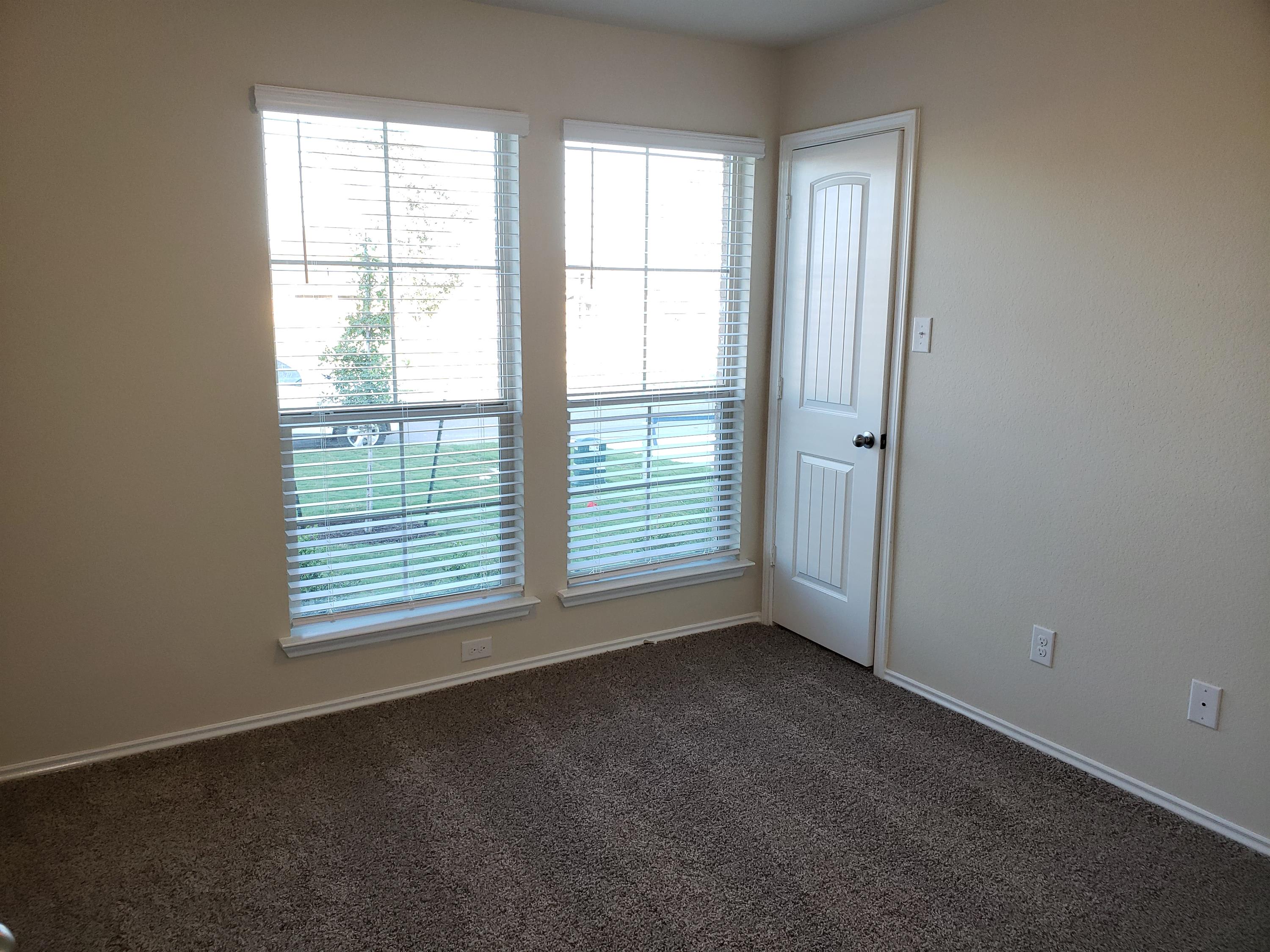 5550 Perdita Dr – photo 5