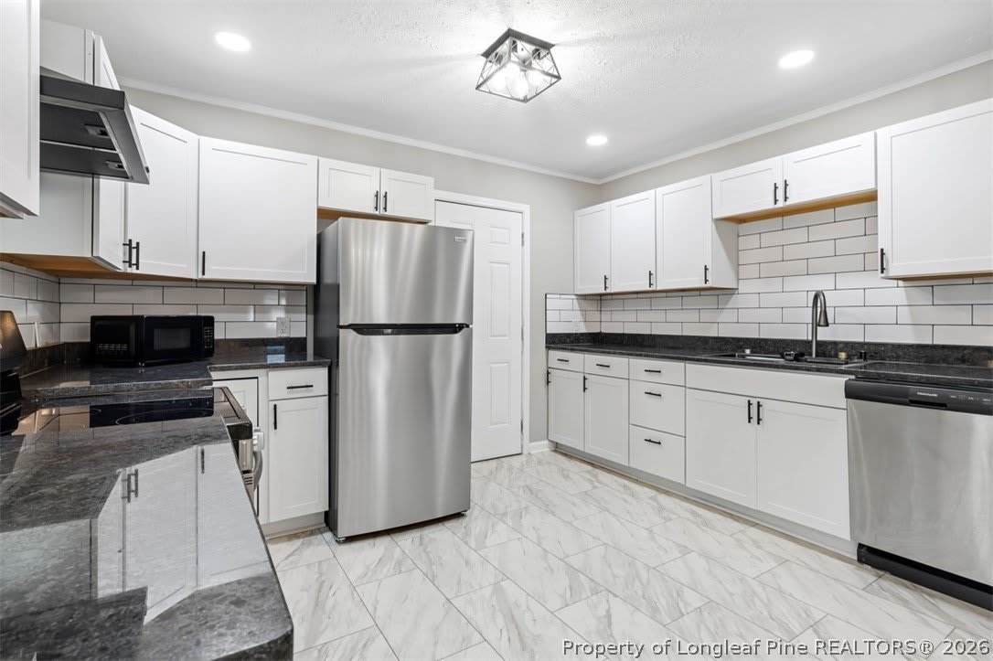 804 Rodie Avenue – photo 4