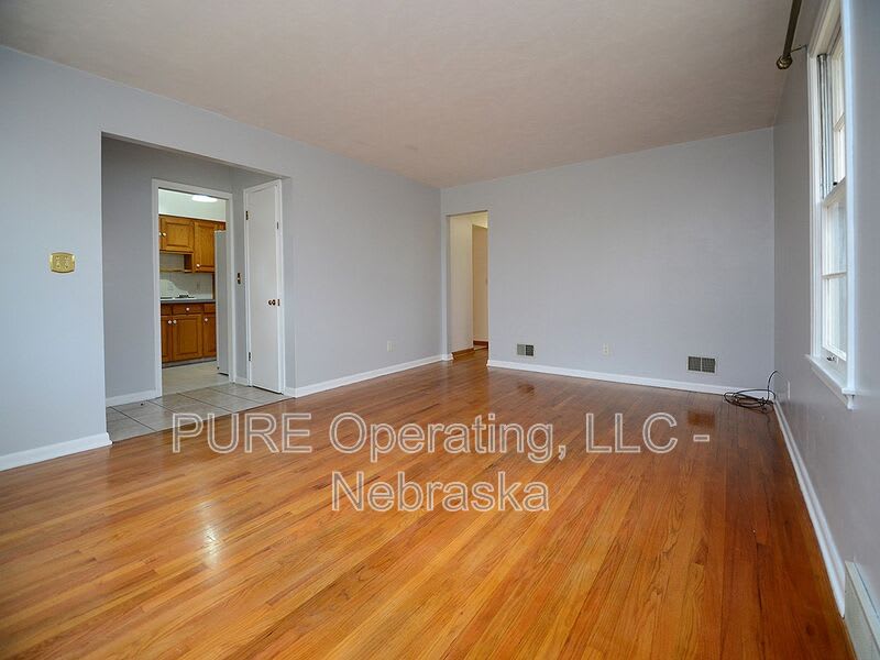 3333 S 82nd St – photo 4