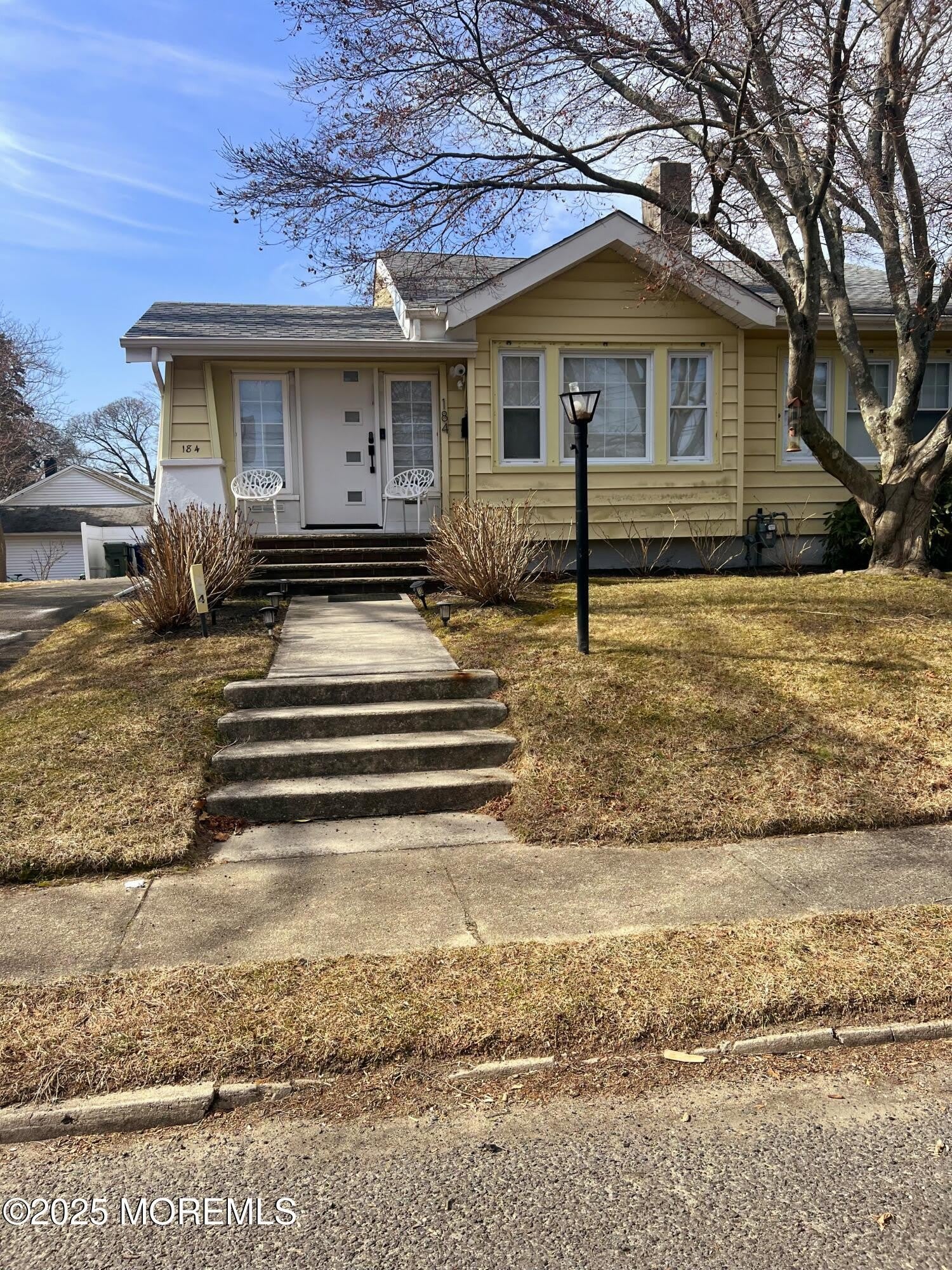 184 Ridgewood Avenue – photo 1