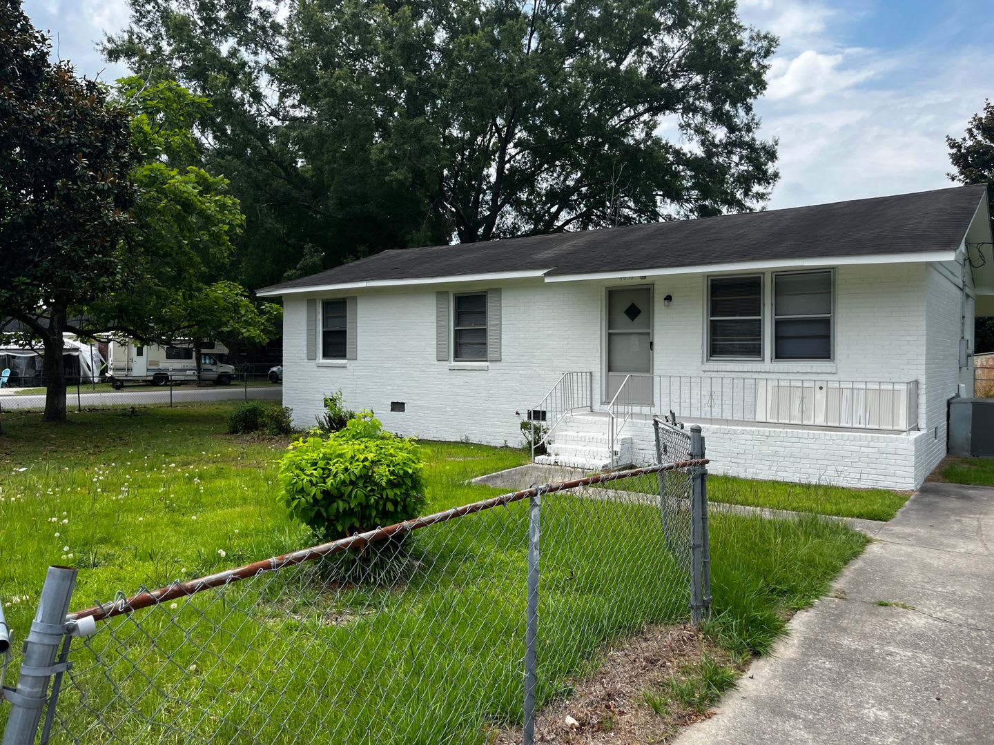 3 Bedroom, 1.5 Bath with Bonus Room – photo 2