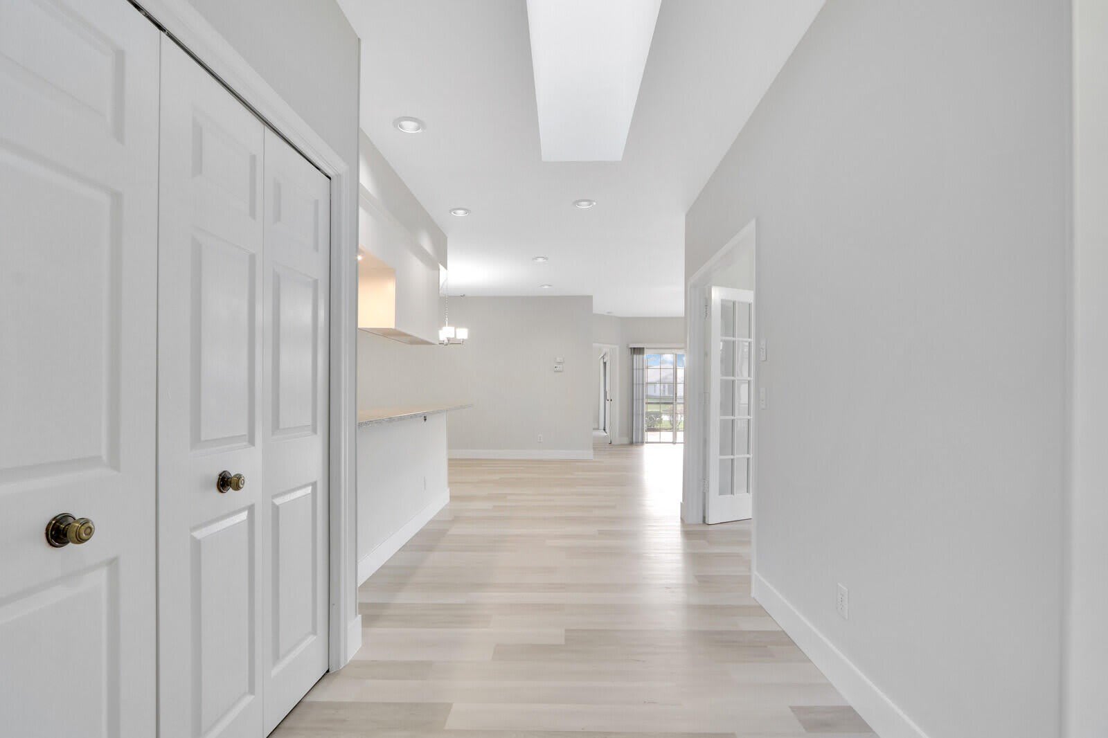 7340 Pine Creek Way – photo 5