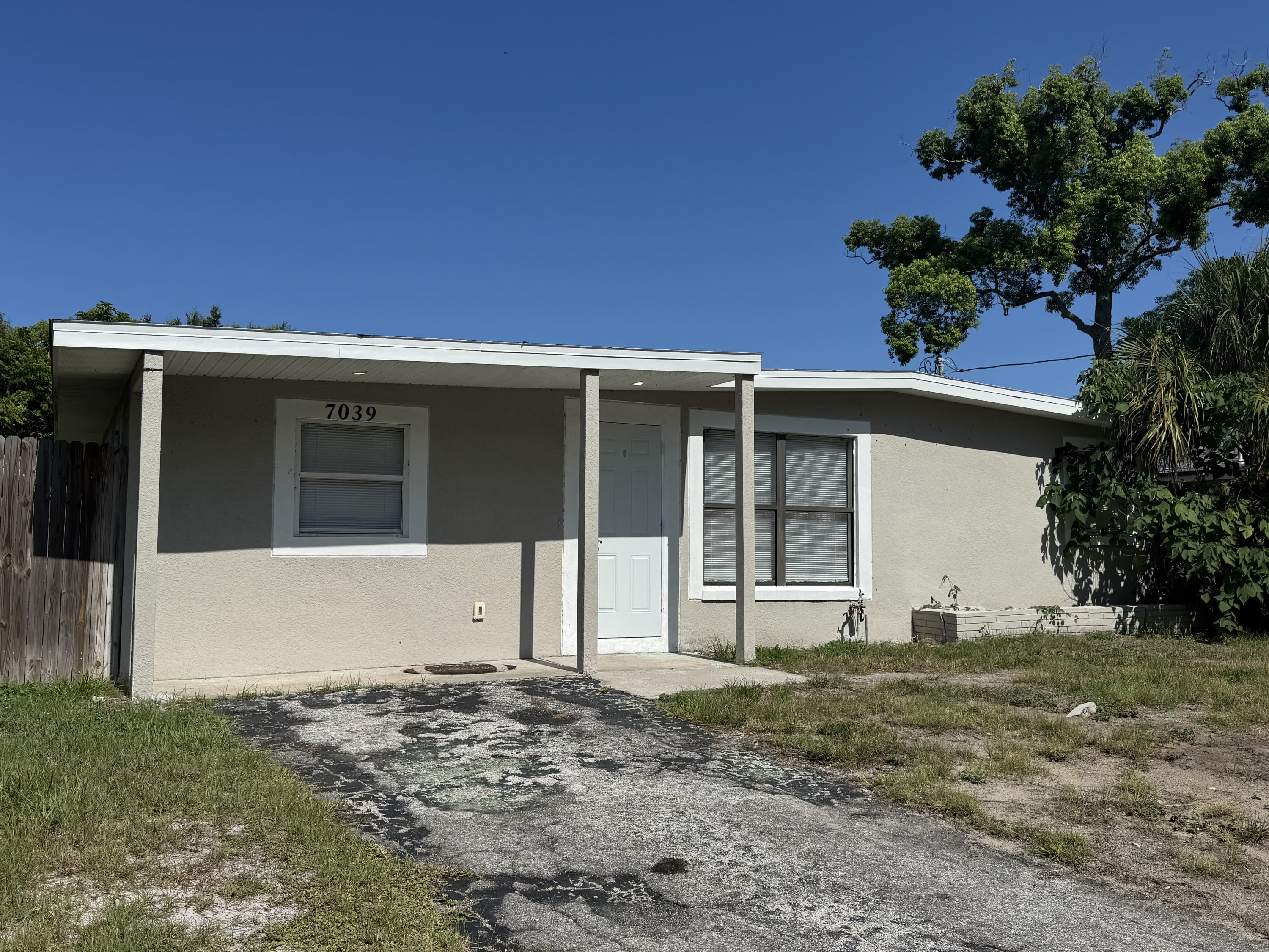 7039 Lenox Drive – photo 2