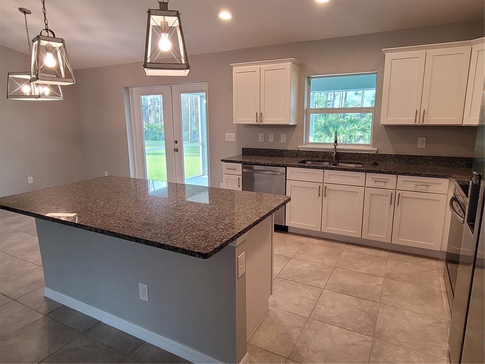 13481 DRYSDALE Avenue – photo 4